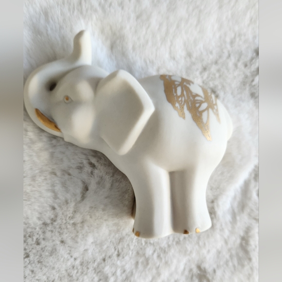 Lenox Elephant Everyday Wishes Good Luck Ornament - Picture 2 of 6